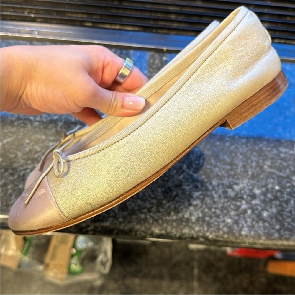 Chanel metallic golden leather CC satin cap toe ballerina ballet flats 36 - Picture 4 of 13